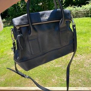 Kate spade shoulder bag in REALLY good condition!